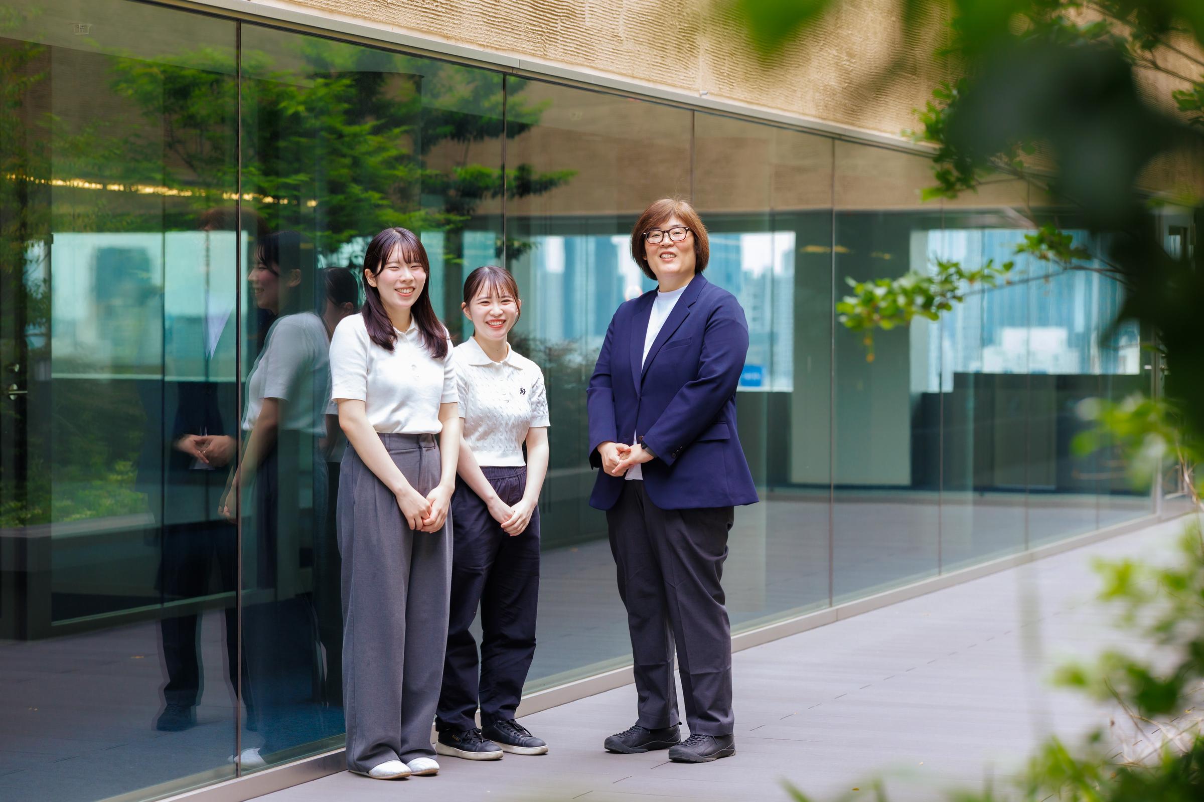 中上教授と伊藤さん、近藤さん