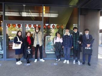 International students enjoy Bunraku