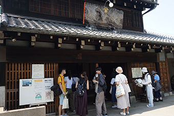 Walking around the Ueno area