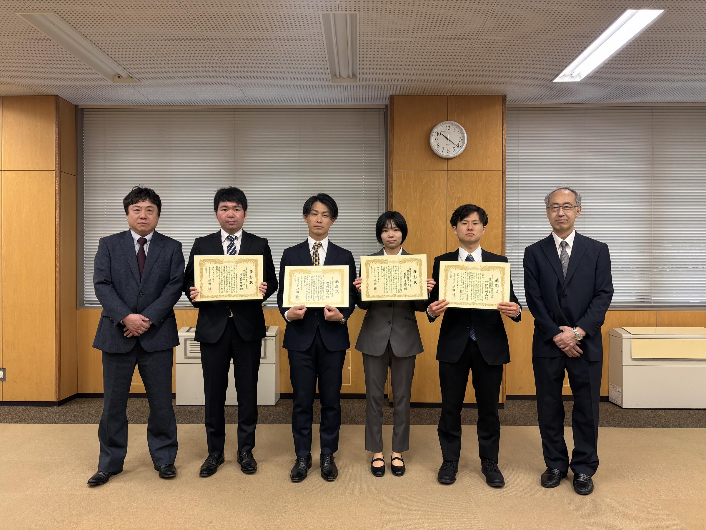 2025年度理学部長表彰を行いました