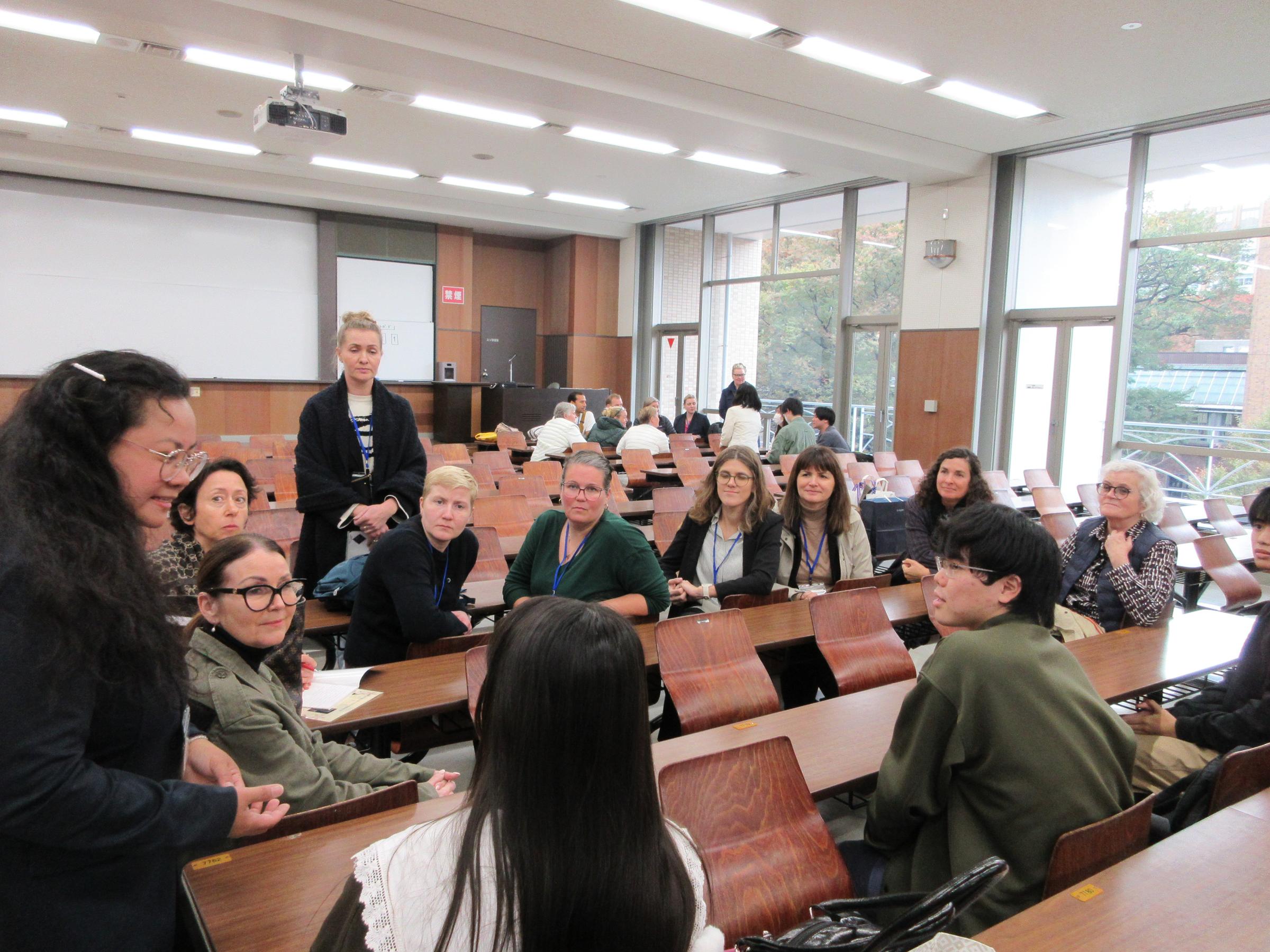 アイスランド訪日団教育学科訪問写真④