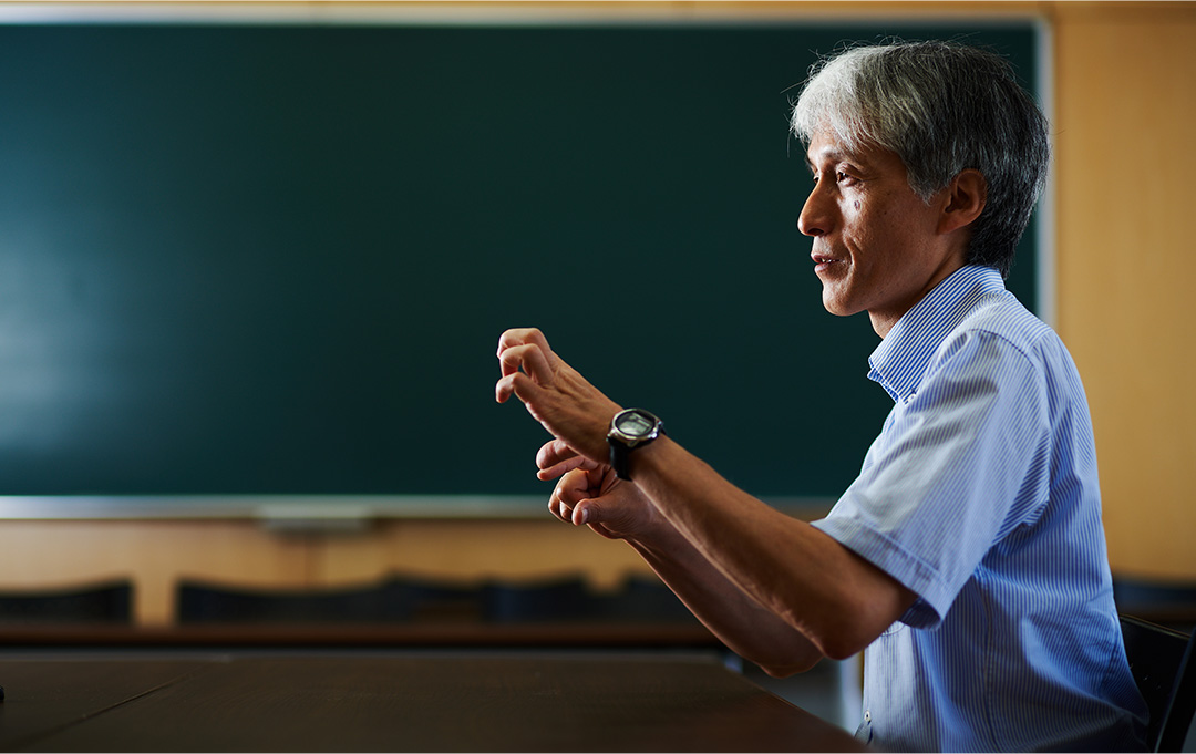岩田耕一 教授